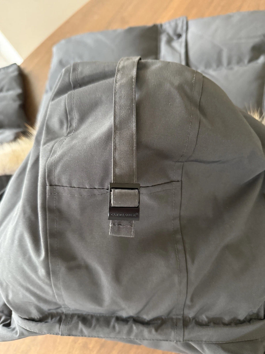 Nova Saints™ Canada Goose Wyndham Parka Grey/Black Badge