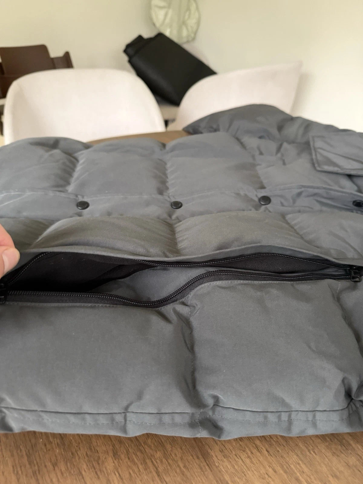 Nova Saints™ Canada Goose Wyndham Parka Grey/Black Badge