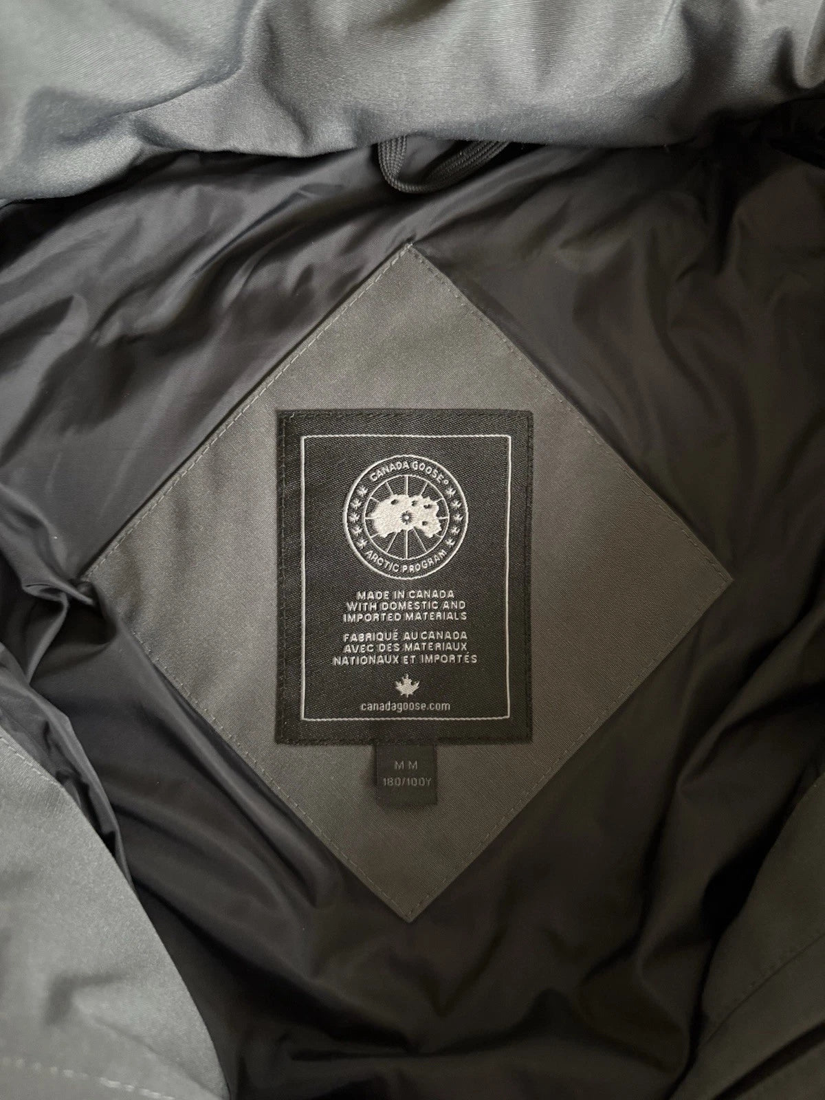 Nova Saints™ Canada Goose Wyndham Parka Grey/Black Badge